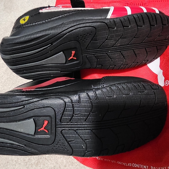 Ferrari Puma Shoe for kids - Picture 4 of 5